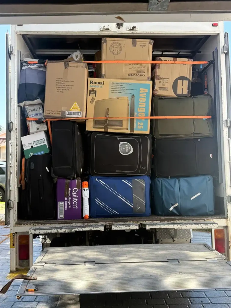 Residential removal Oran Park